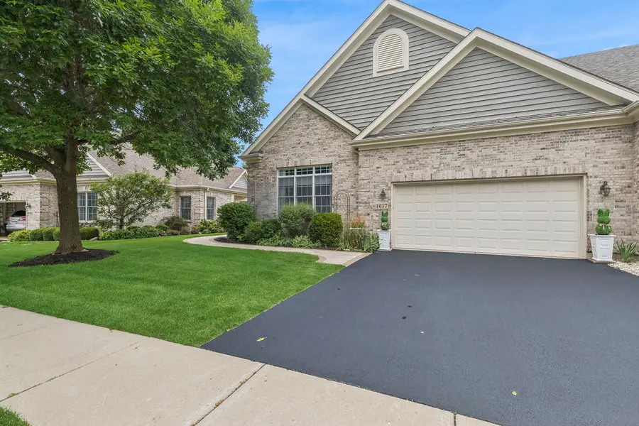 1017 Heron Way, Woodstock, IL 60098 - #3