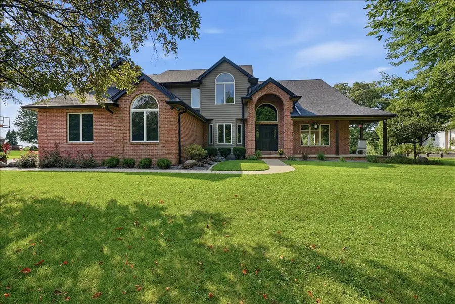 655 Deer Lakes Drive, Goodfield, IL 61742 - #2