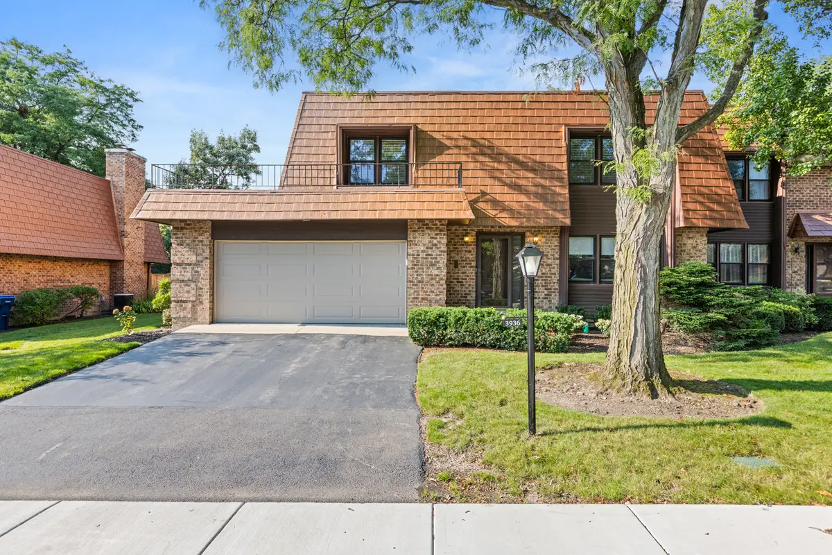 3936 Dundee Road, Northbrook, IL 60062 - #1