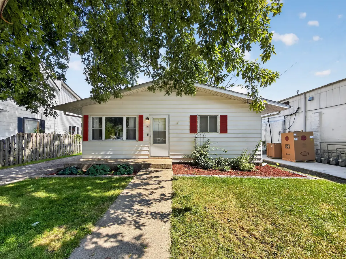 116 N Hickory Street, Waterman, IL 60556 - #1