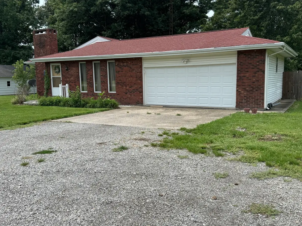 13361 State Highway 37 Highway, Benton, IL 62812 - #1