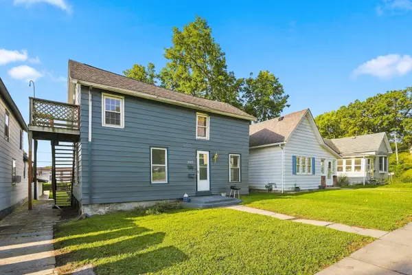 745 1st Avenue, Clinton, IA 52732
