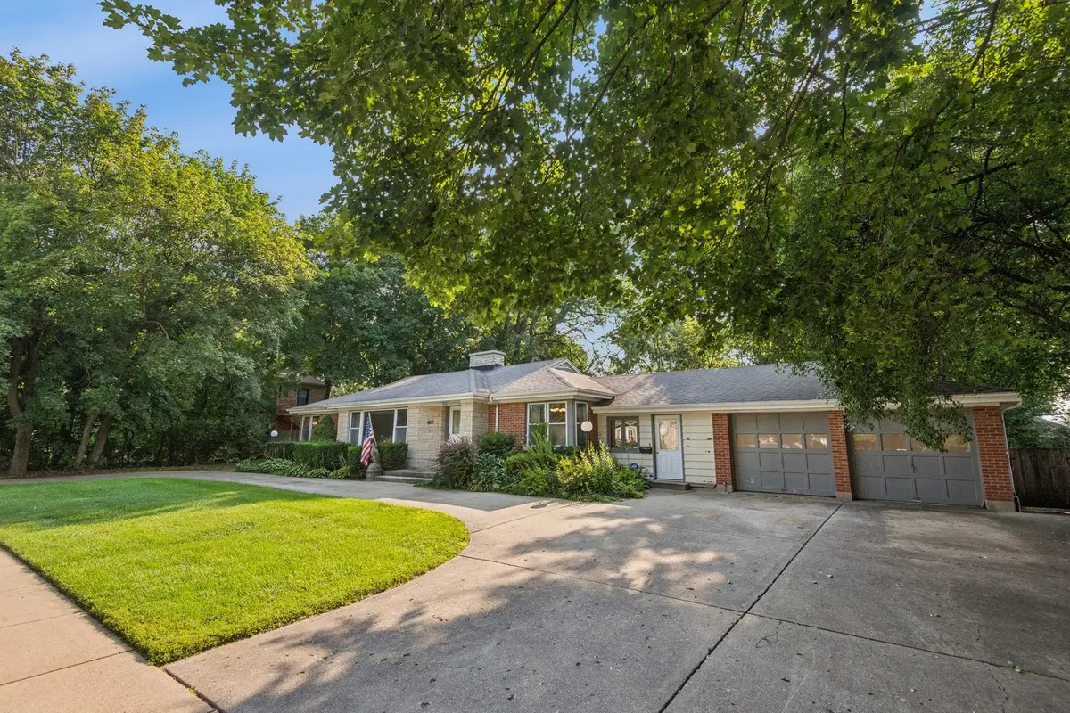 412 Dundee Avenue, Barrington, IL 60010 - #1