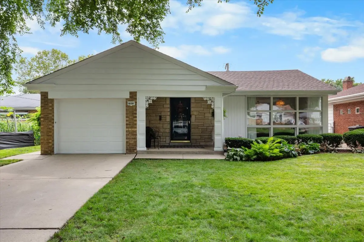 6150 N Keating Avenue, Chicago, IL 60646 - #1