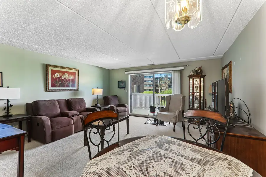 930 Taylor Drive #104, Gurnee, IL 60031 - #2