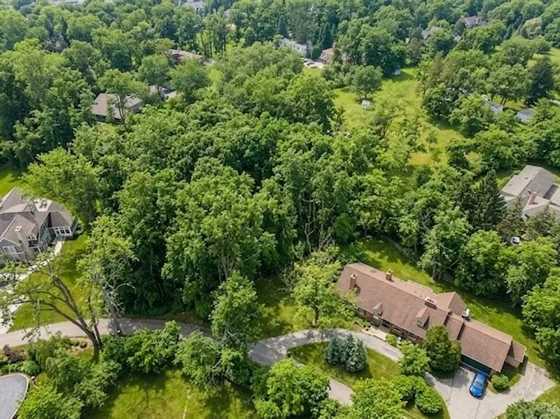 2058 Suffork Road, Northfield, IL 60093 - #1