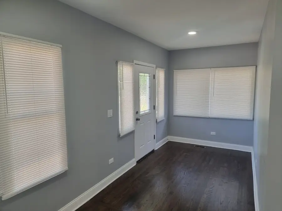 309 S 8th Avenue, Maywood, IL 60153 - #3