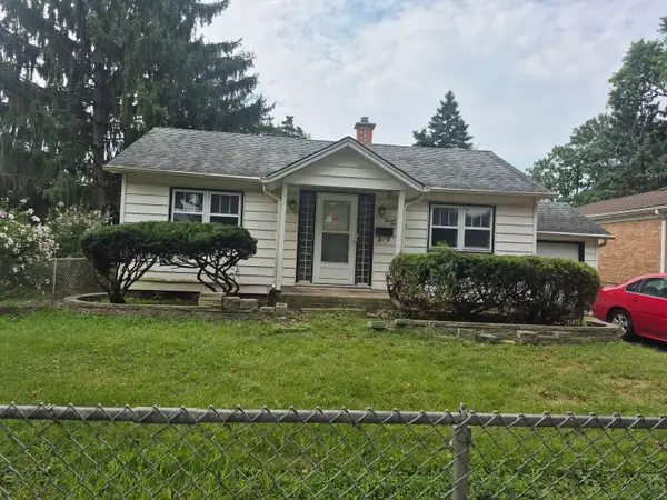 726 E Grand Lake Boulevard, West Chicago, IL 60185