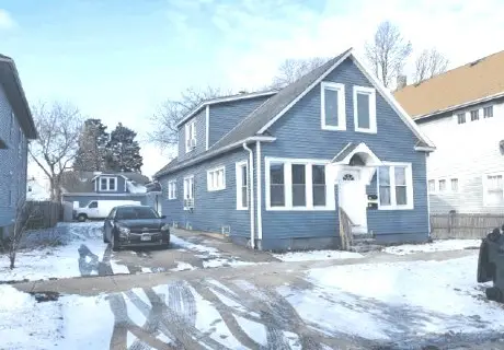 1026 Victoria Avenue, North Chicago, IL 60064