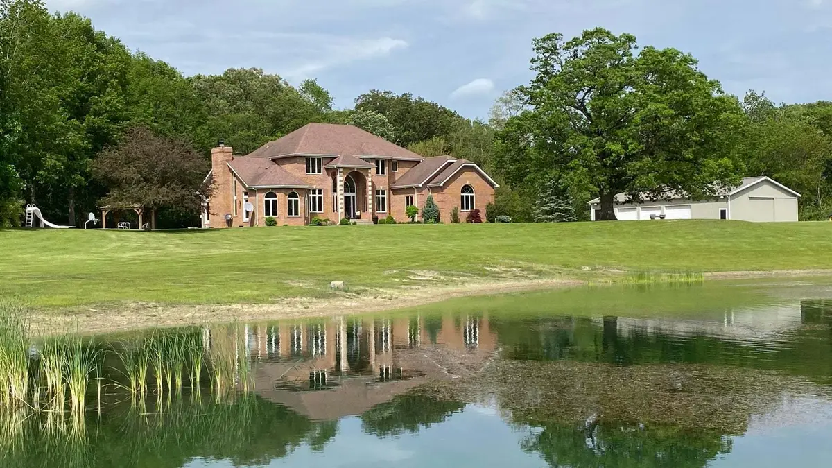 3214 E 121st Avenue E, Crown Point, IN 46307 - #1