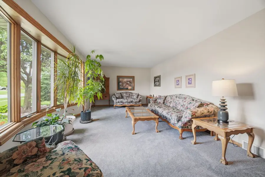 8129 Bob O Link Road, Orland Park, IL 60462 - #3