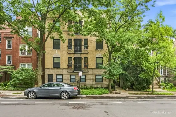6331 N Glenwood Avenue #3, Chicago, IL 60660