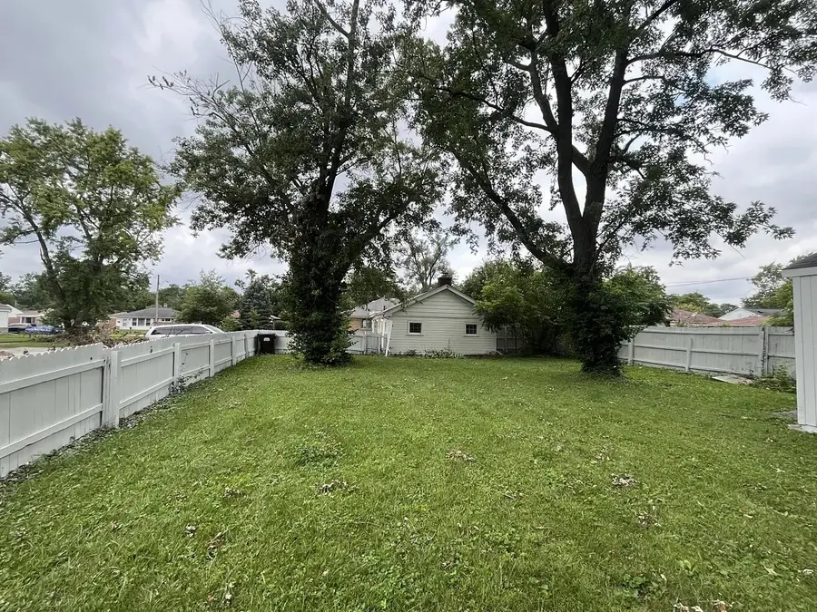 17609 Roosevelt Avenue, Homewood, IL 60430 - #3