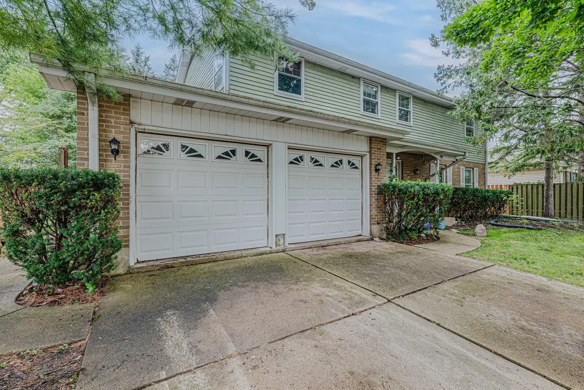 102 N Glendale Avenue, Barrington, IL 60010 - #1