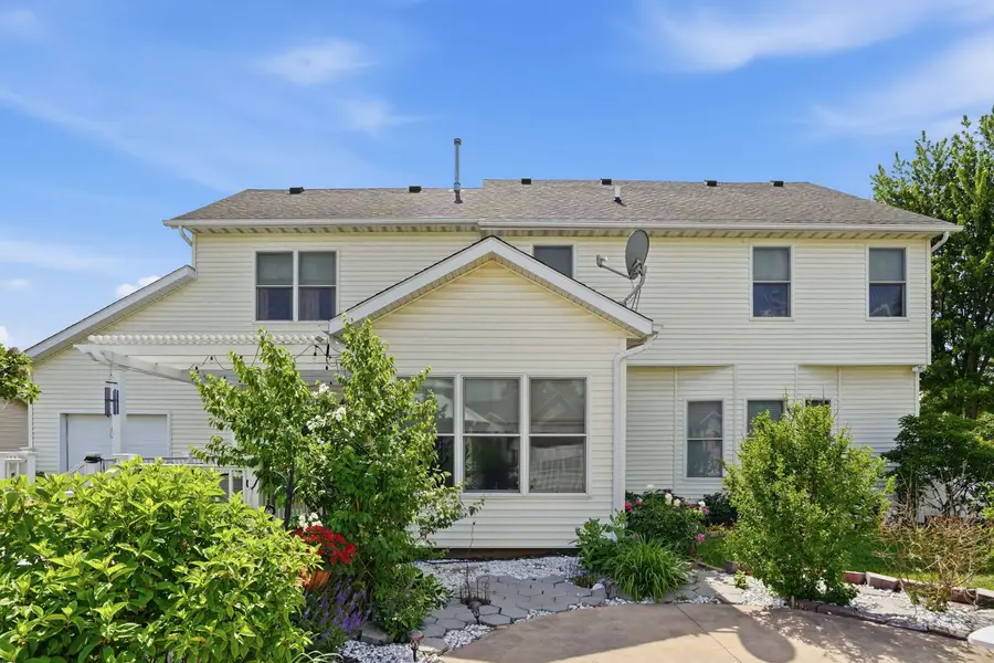 104 Park View Drive, Eldridge, IA 52748 - #3
