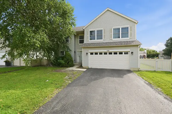 135 Fairfield Drive, Romeoville, IL 60446