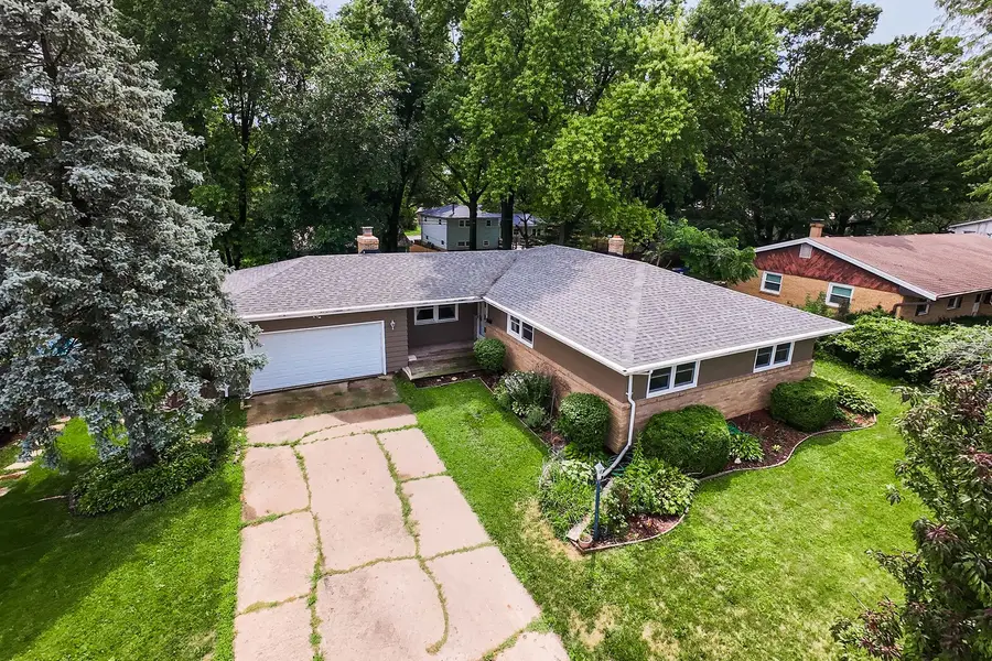 216 Fairmont Drive, Dekalb, IL 60115 - #2