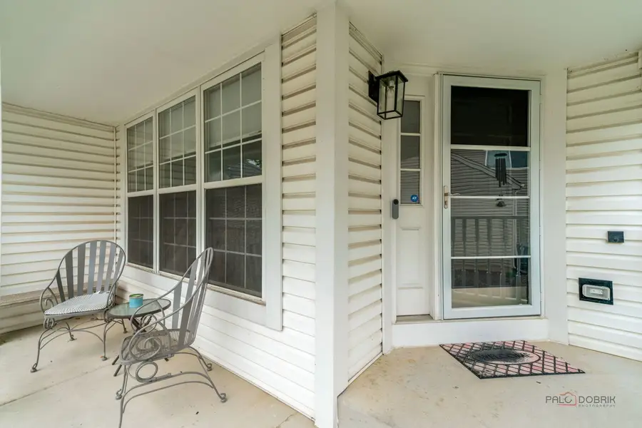 5513 Alexandria Drive, Lake In The Hills, IL 60156 - #2