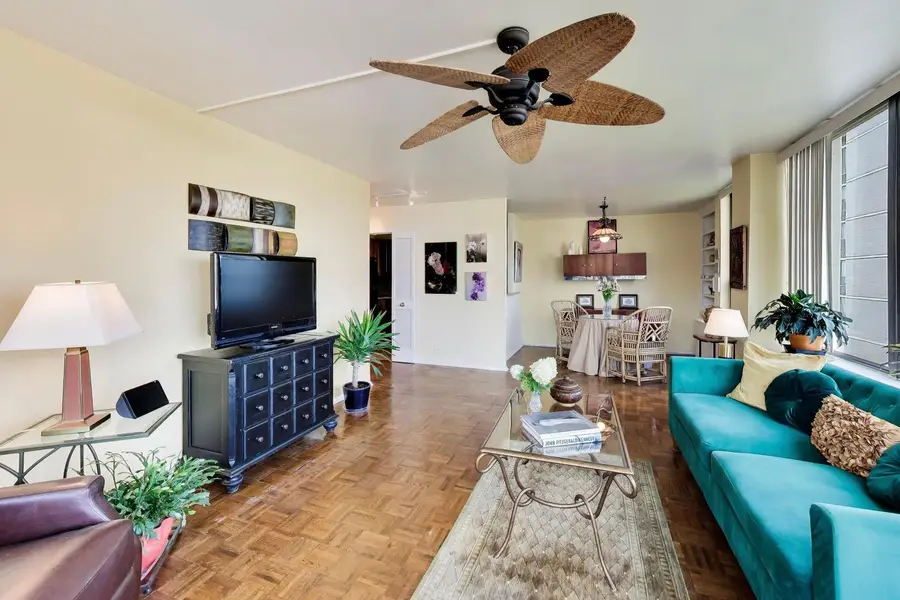 1455 N Sandburg Terrace #808B, Chicago, IL 60610 - #3