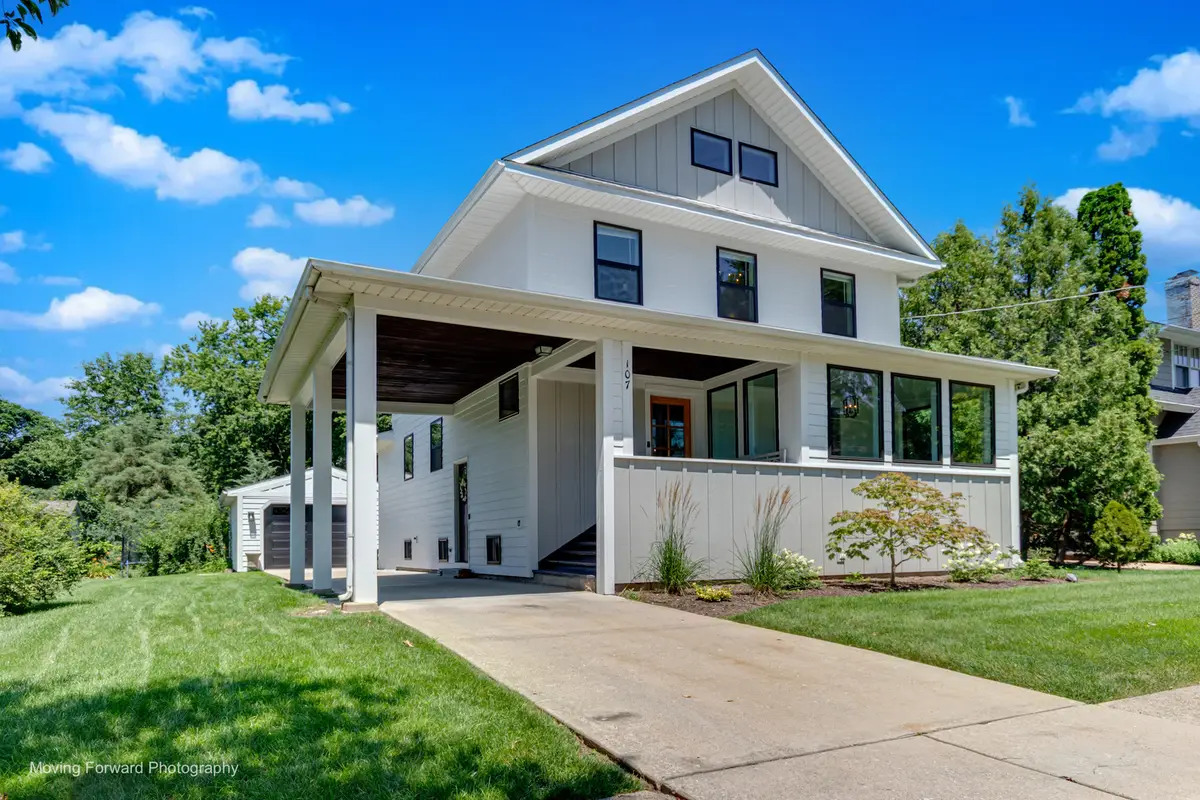 107 E Jefferson Avenue, Wheaton, IL 60187 - #1