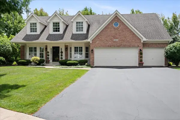 2412 Shaker Court, Naperville, IL 60564