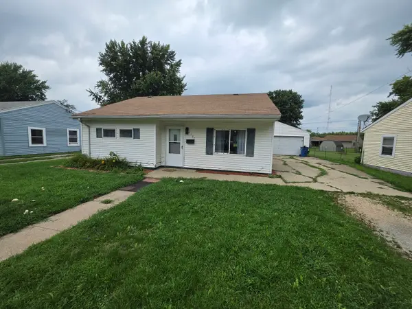 2102 Chestnut Avenue, Sterling, IL 61081