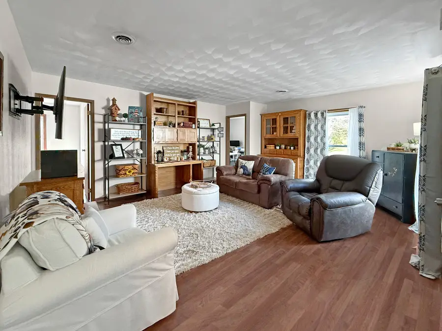 3150 W Carthage Drive #4, Freeport, IL 61032 - #2
