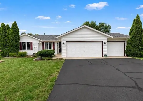 651 Purple Sage Drive, Roscoe, IL 61073