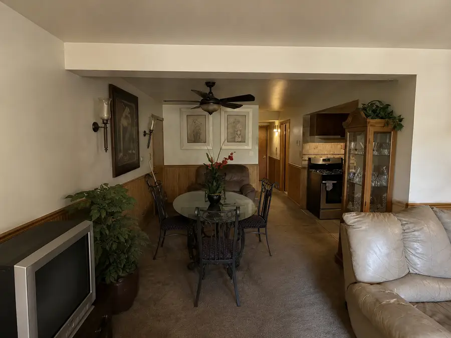 11804 S Komensky Avenue #202, Alsip, IL 60803 - #2