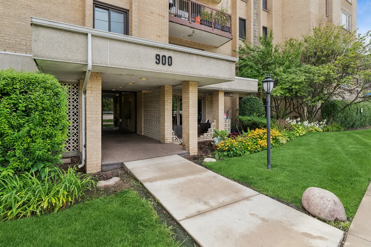 900 S River Road #4F, Des Plaines, IL 60016 - #1