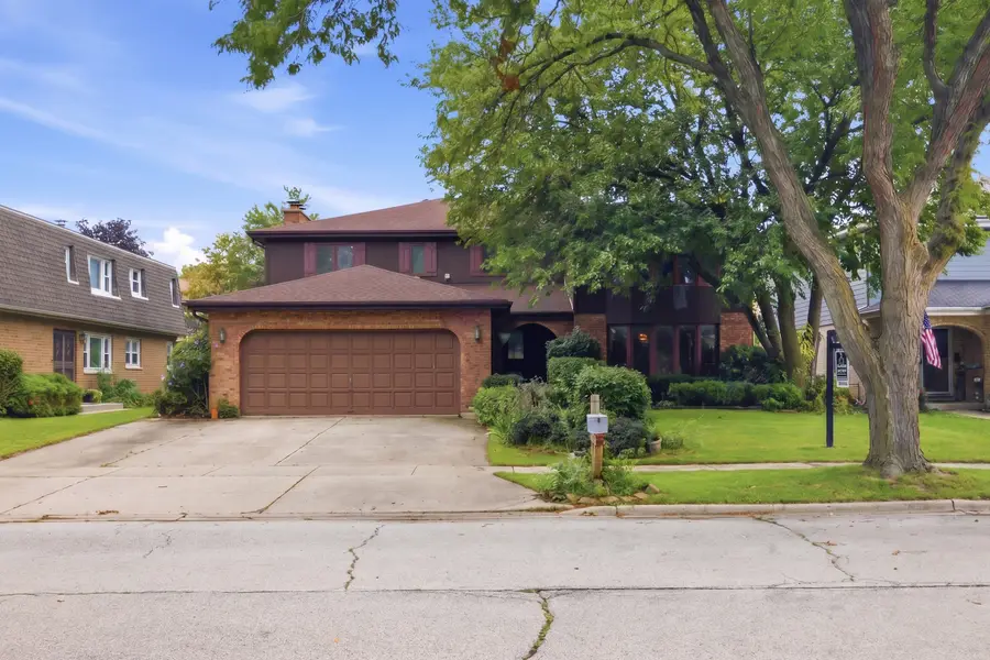 301 N Catino Court, Mount Prospect, IL 60056 - #2