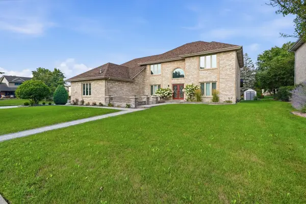 12600 Sheffield Court, Palos Park, IL 60464