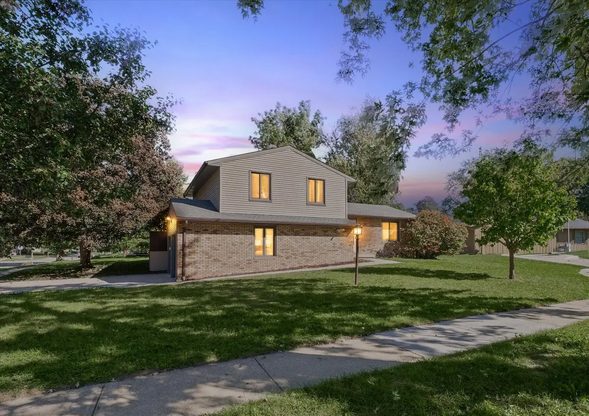 2006 Clover Court E, Champaign, IL 61821 - #1