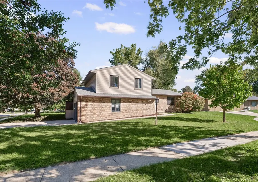 2006 Clover Court E, Champaign, IL 61821 - #2