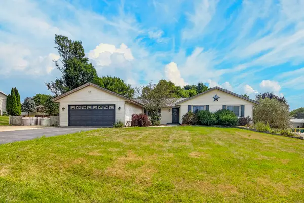9289 Old Towne Court, Roscoe, IL 61073