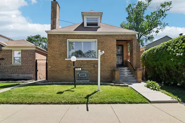 9913 S Parnell Avenue, Chicago, IL 60628
