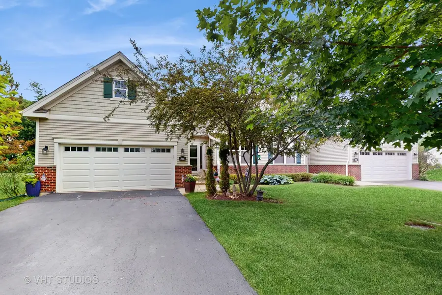301 W Eagle Court, Waukegan, IL 60087 - #2