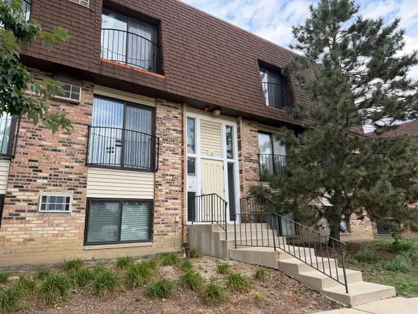 164 S Waters Edge Drive #201, Glendale Heights, IL 60139