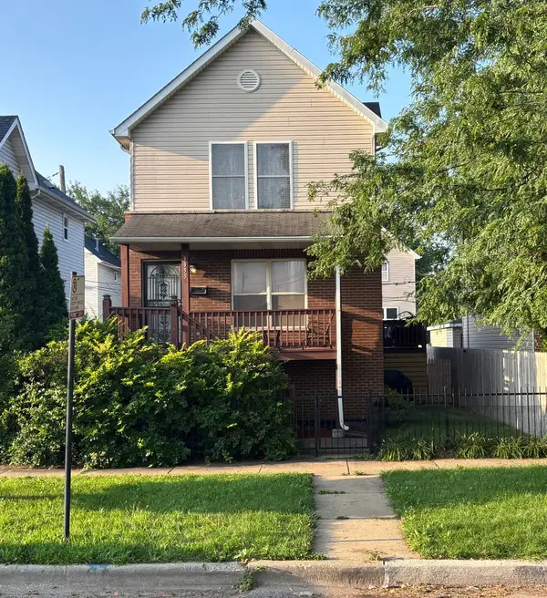 3955 W Huron Street, Chicago, IL 60624