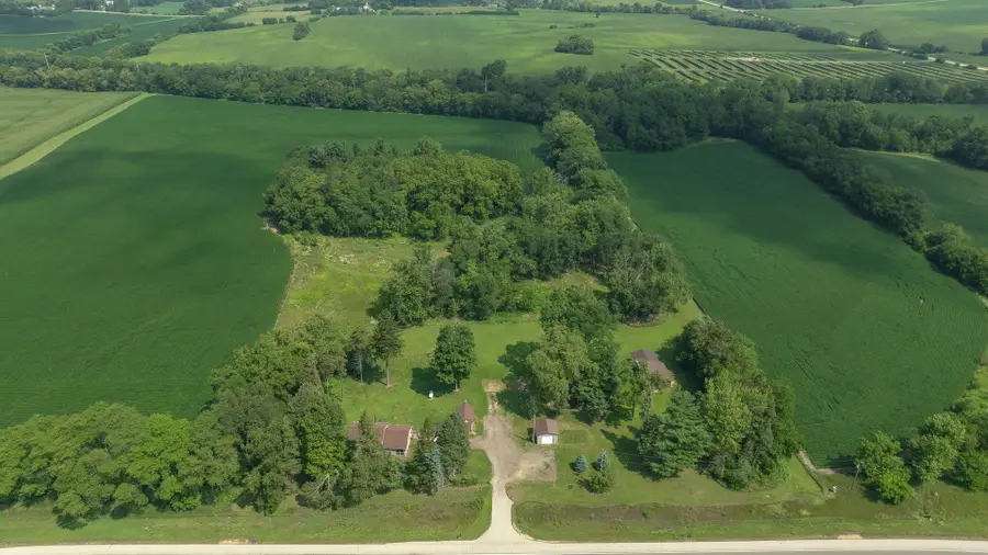 13855 W State Road, Pecatonica, IL 61063 - #2