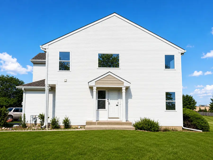2112 Orchard Lane, Carpentersville, IL 60110 - #2