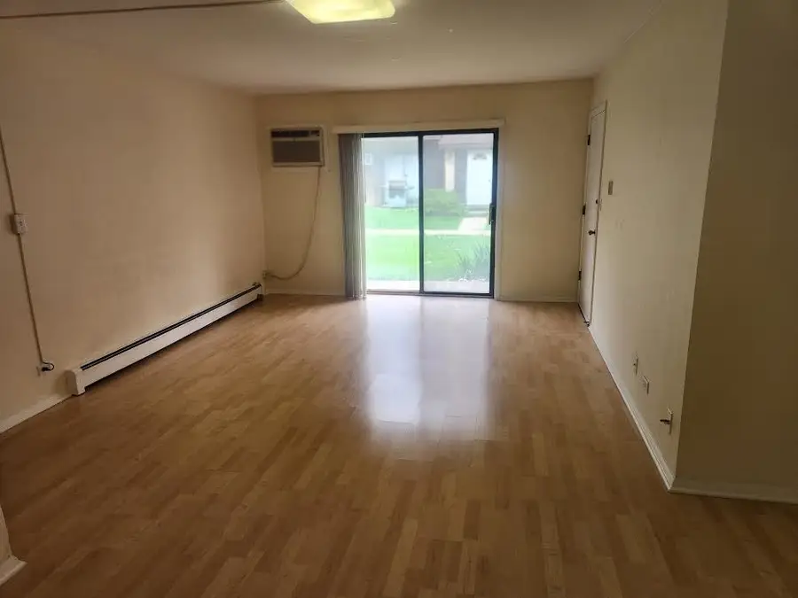 10423 Dearlove Road #2, Glenview, IL 60025 - #3