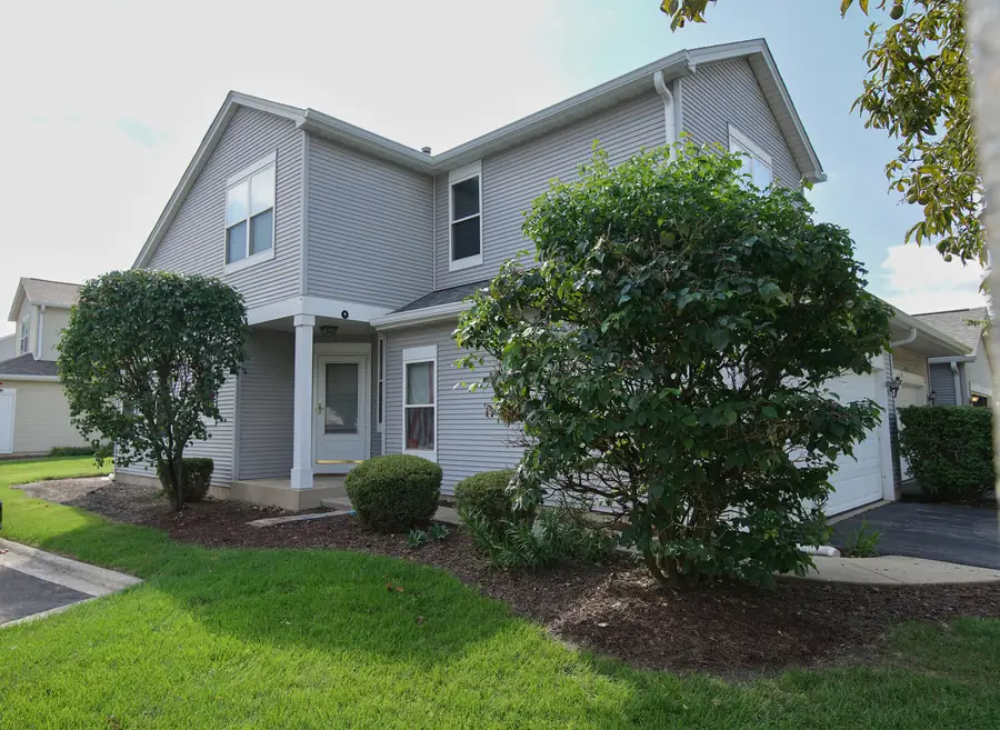 143 Woodland Circle, North Aurora, IL 60542 - #3