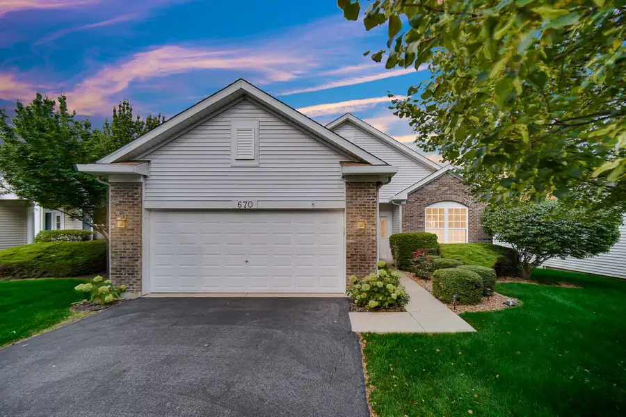 670 S Wellston Lane, Romeoville, IL 60446 - #3