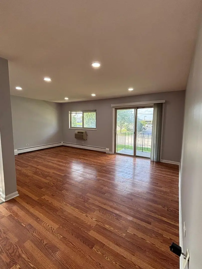 659 E Fullerton Avenue #210, Glendale Heights, IL 60139 - #2
