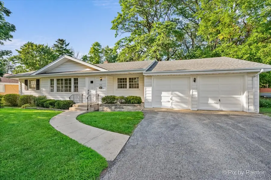 206 E Woodworth Place, Roselle, IL 60172 - #2