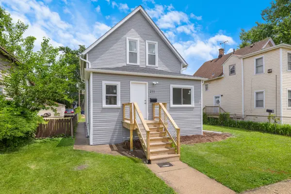 211 S 9th Avenue, Maywood, IL 60153