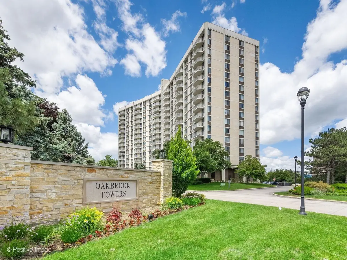 40 N Tower Road #5A, Oak Brook, IL 60523 - #1