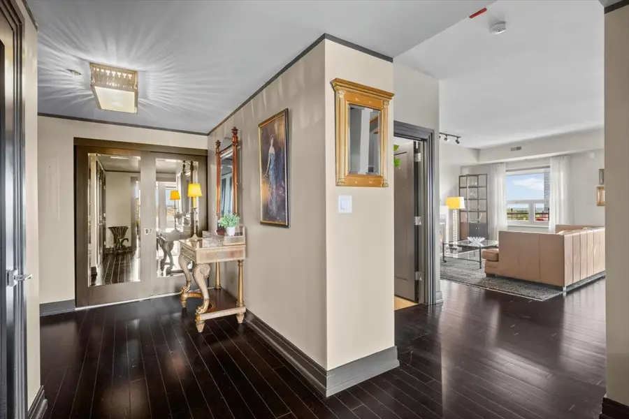 4350 N Broadway Street #1001, Chicago, IL 60613 - #3