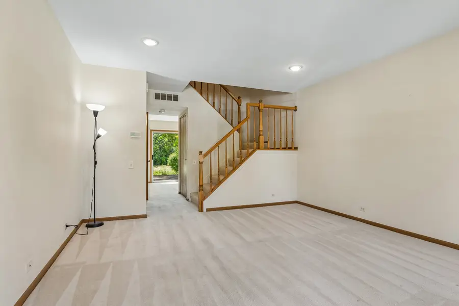 1651 College Green Drive, Elgin, IL 60123 - #2